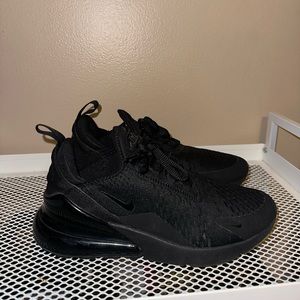 Women’s nike air max 270